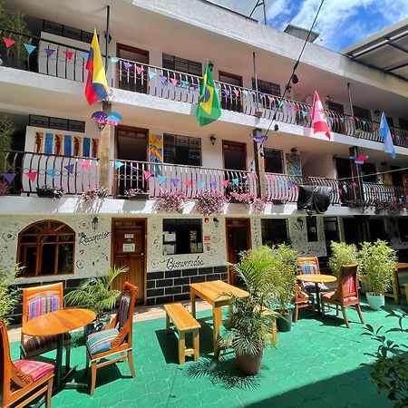 El Jardin Escondido Party Hostel Baños Buitenkant foto