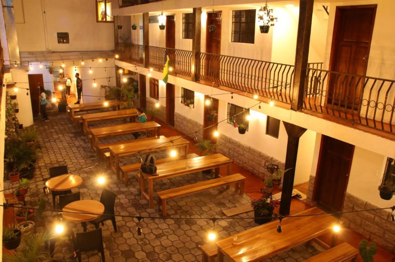 El Jardin Escondido Party Hostel Baños Buitenkant foto